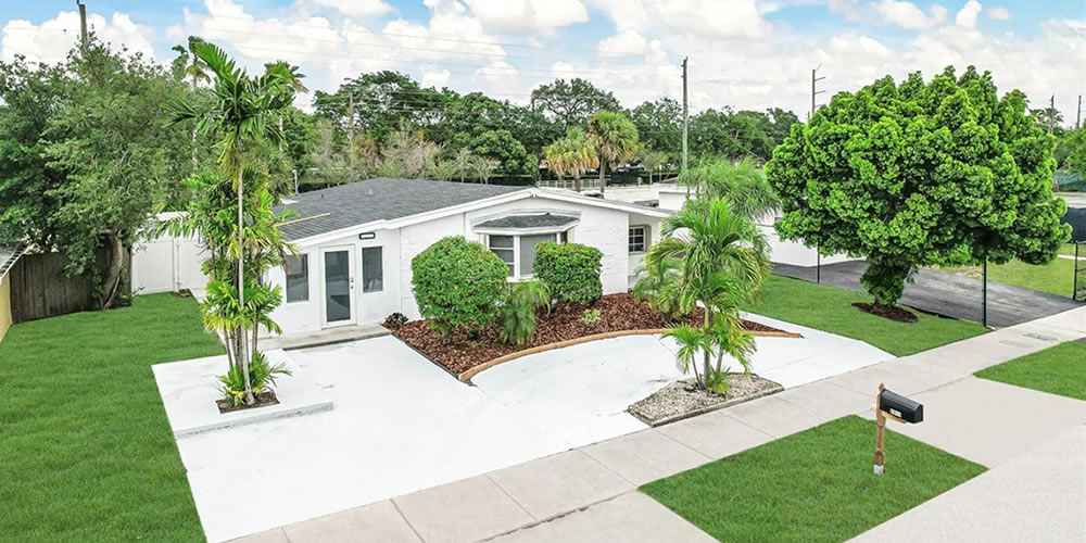 Front Yard Photo Of A House